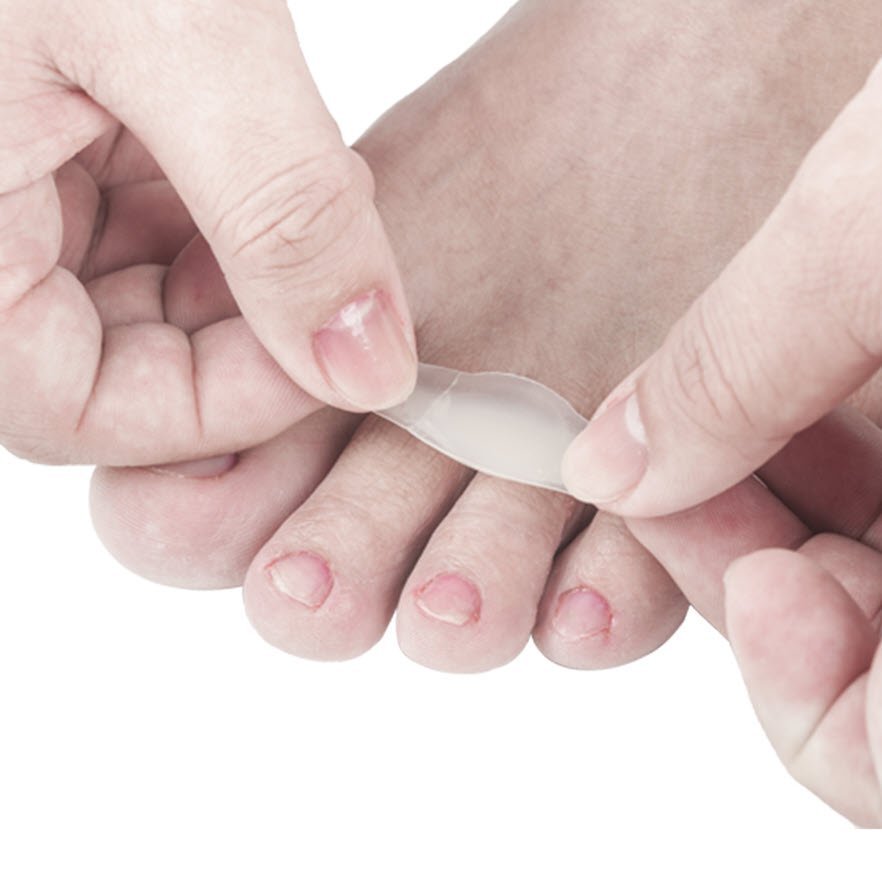 How To Use A Hydrocolloid Dressing... Properly! - Blister Prevention How To Use A Hydrocolloid Dressing... Properly! - Blister Prevention