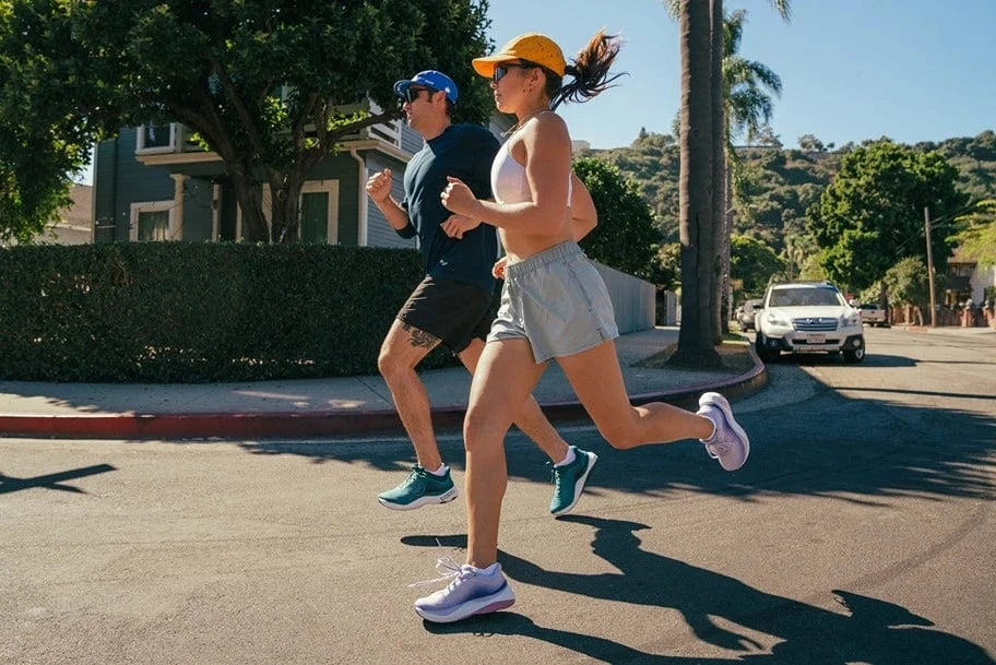 Topo Athletic Aura [Women's] Shoes - Blister Prevention
