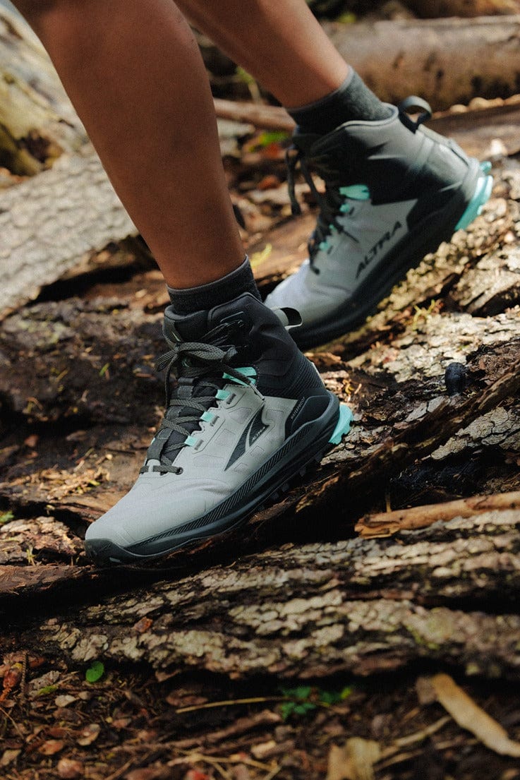 Altra Lone Peak 9 WP Mid [Men's] Shoes - Blister Prevention
